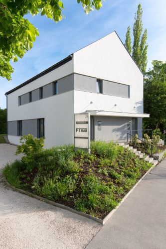 Fassadengestaltung und Umbau des Bürogebäudes der Mastaplan GmbH in Wels