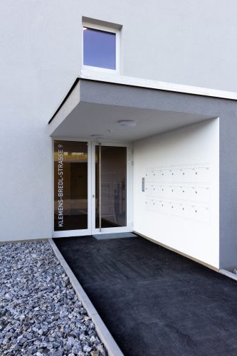 Eingang Wohnbau Aigen - Mastaplan Wels und Rohrbach Eingang Wohnbau Aigen - Mastaplan Wels und Rohrbach